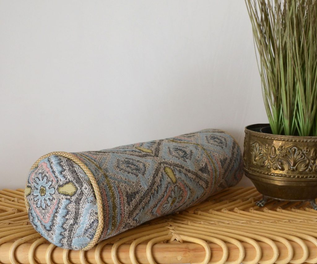 Traversin 50x18cm - FAIT MAIN en FRANCE - tissu d'ameublement