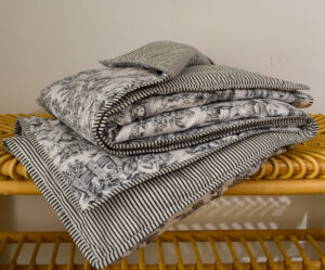 Couverture 140x140cm - FAIT MAIN en FRANCE - Coton Jouy et rayures